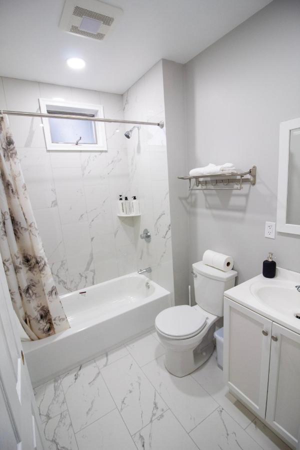 2 Bedroom Condo Close To Boston And Cambridge With Free Parkings Экстерьер фото